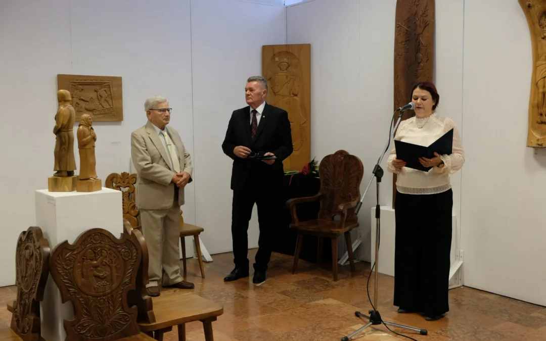 Dr. Kovács József közéleti és művészeti munkássága
